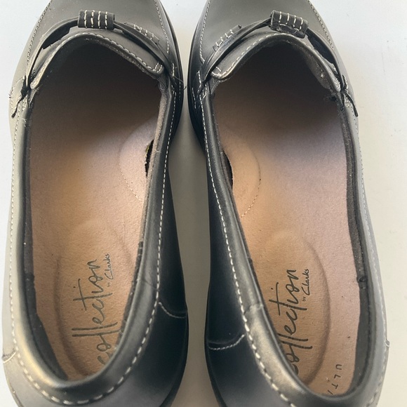 NEW Clarks Cheyn Millie Women's Black Leather Loafers Size 7 M - Picture 7 of 11